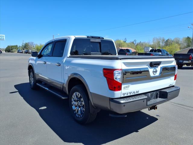2019 Nissan Titan Platinum - Photo 4