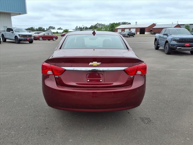 2017 Chevrolet Impala LT - Photo 4