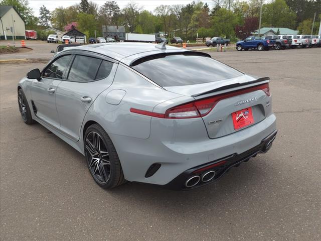 2022 Kia Stinger GT1 - Photo 4