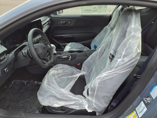 2024 Ford Mustang Dark Horse - Photo 5