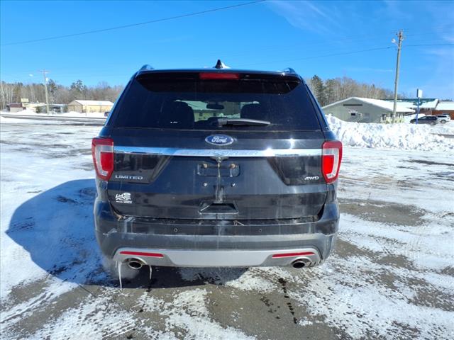 2017 Ford Explorer Limited - Photo 5