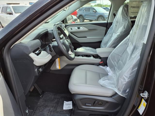2025 Ford Explorer Active 4WD - Photo 5