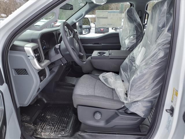 2024 Ford F-350 Super Duty XL - Photo 5