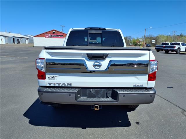2019 Nissan Titan Platinum - Photo 5