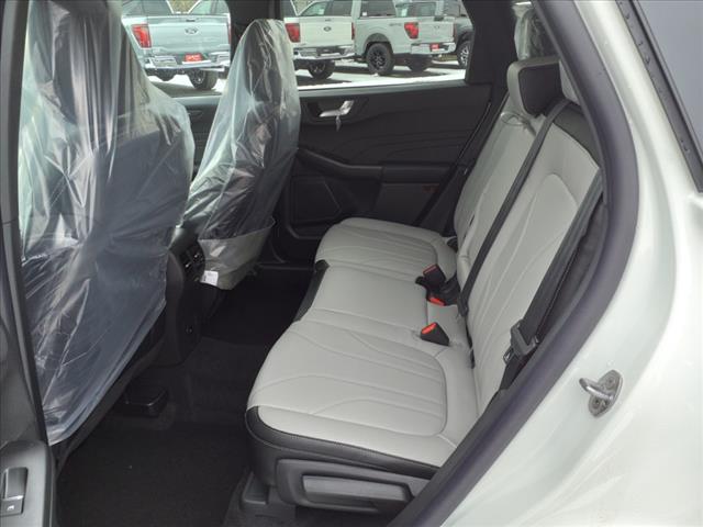 2025 Ford Escape Platinum - Photo 6