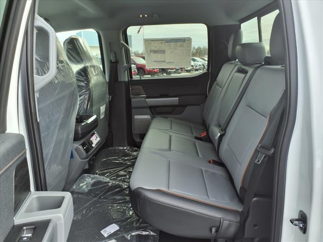 2025 Ford F-150 LARIAT 4WD SuperCrew 5.5 Box - Photo 6