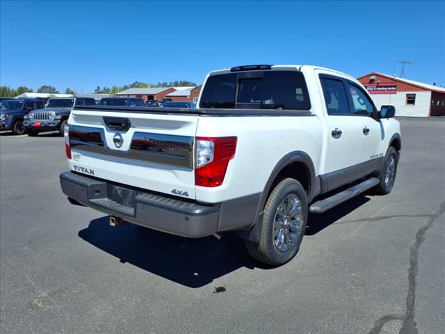 2019 Nissan Titan Platinum - Photo 6