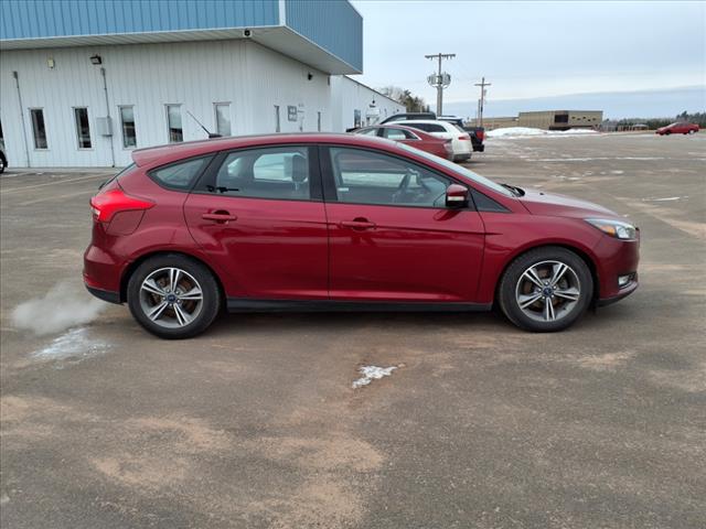 2016 Ford Focus SE - Photo 7
