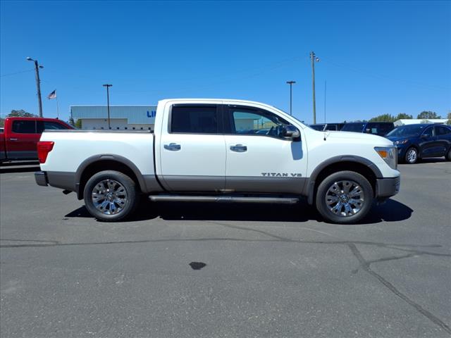 2019 Nissan Titan Platinum - Photo 7