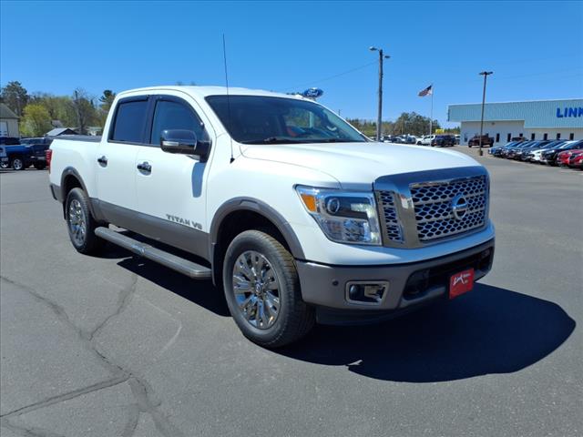 2019 Nissan Titan Platinum - Photo 8