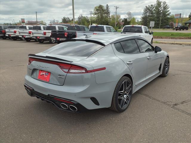 2022 Kia Stinger GT1 - Photo 8