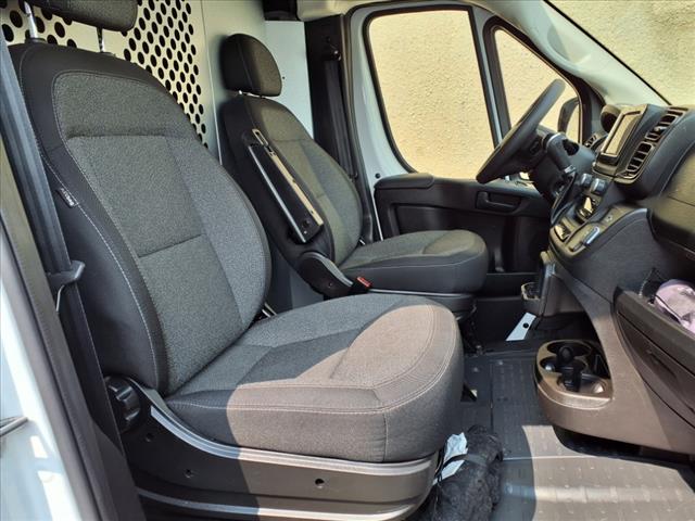 2023 RAM ProMaster 2500 136 WB