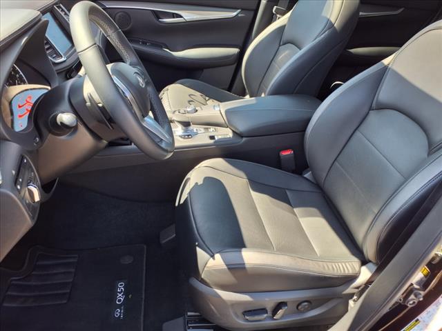 2022 INFINITI QX50 Luxe