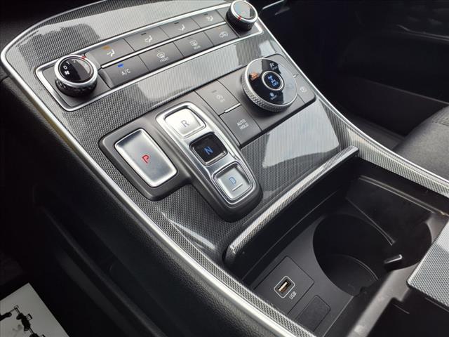 2022 Hyundai SANTA FE SE