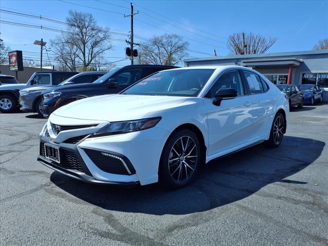 2023 Toyota Camry SE