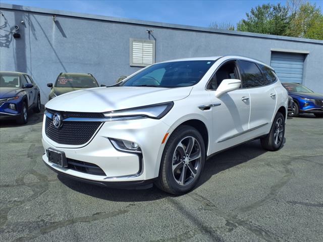 2022 Buick Enclave Essence