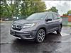 2022 Honda Pilot Touring w/Rear Captain's Chairs
