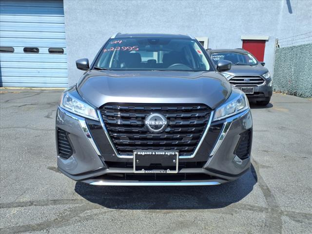 2024 Nissan Kicks SV