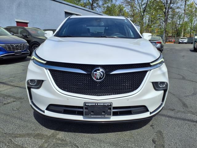 2022 Buick Enclave Essence