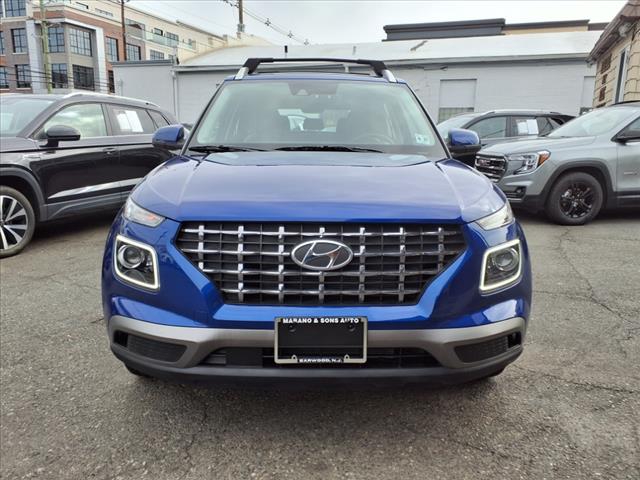 2022 Hyundai VENUE Limited
