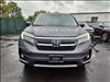 2022 Honda Pilot Touring w/Rear Captain's Chairs