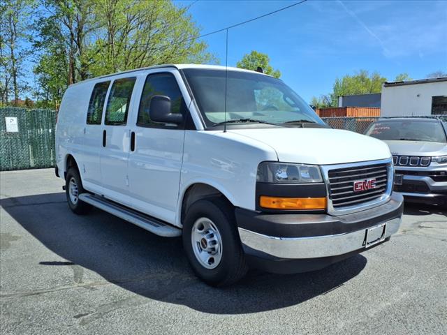 2022 GMC Savana 2500