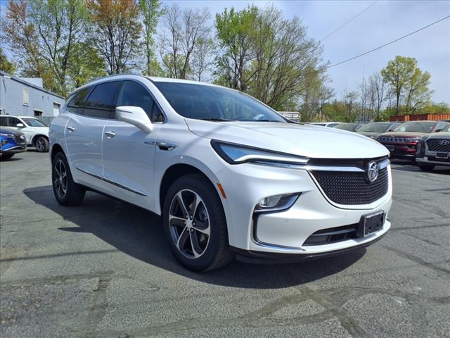 2022 Buick Enclave Essence