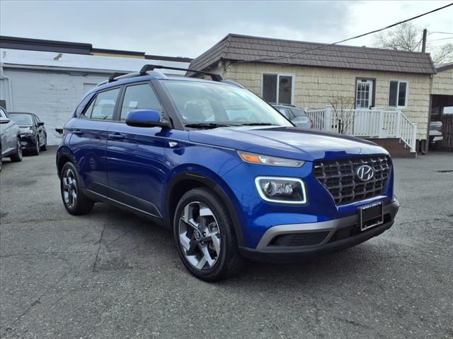 2022 Hyundai VENUE Limited