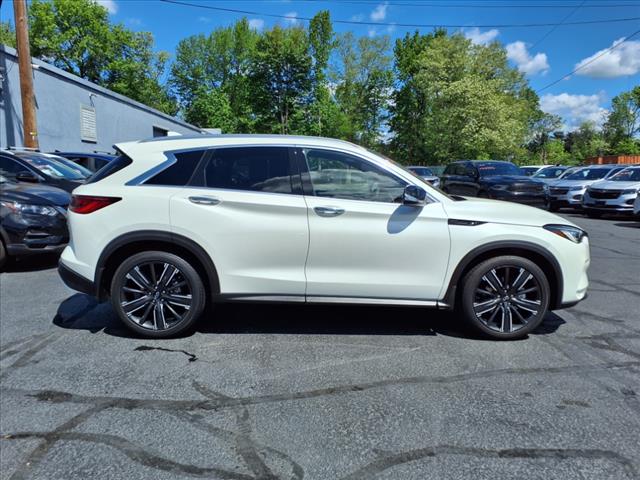 2022 INFINITI QX50 Luxe