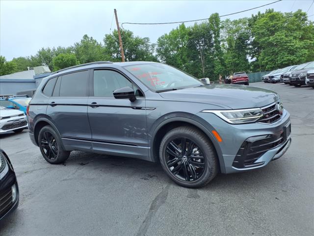 2022 Volkswagen Tiguan SE R-Line Black 4Motion
