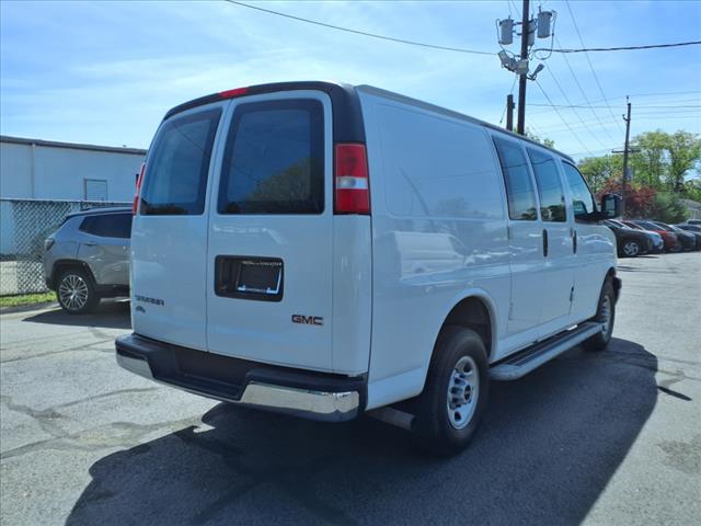 2022 GMC Savana 2500