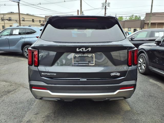 2024 Kia Sorento S