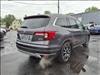2022 Honda Pilot Touring w/Rear Captain's Chairs