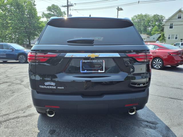 2022 Chevrolet Traverse LT Cloth