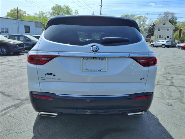 2022 Buick Enclave Essence