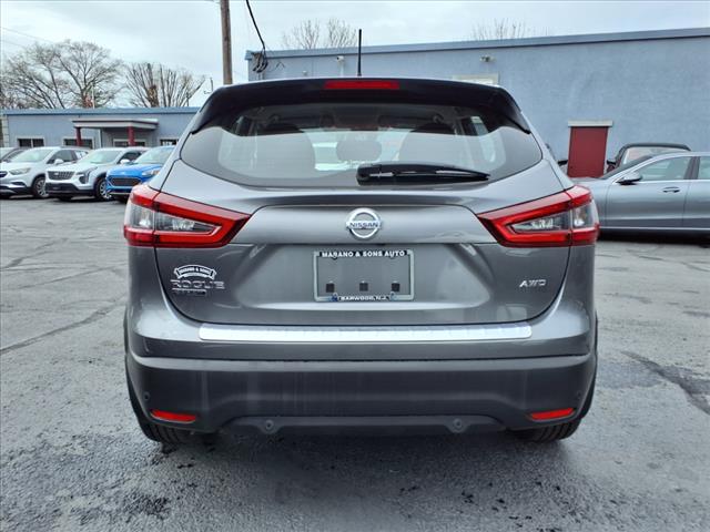 2022 Nissan Rogue Sport S