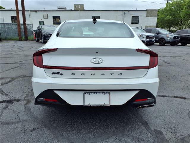 2022 Hyundai SONATA SEL