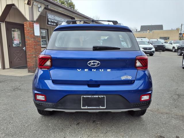 2022 Hyundai VENUE Limited