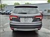 2022 Honda Pilot Touring w/Rear Captain's Chairs