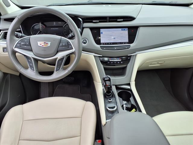 2021 Cadillac XT5 Premium Luxury