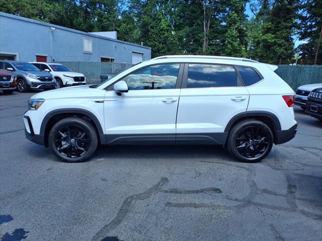 2022 Volkswagen Taos SE 4Motion