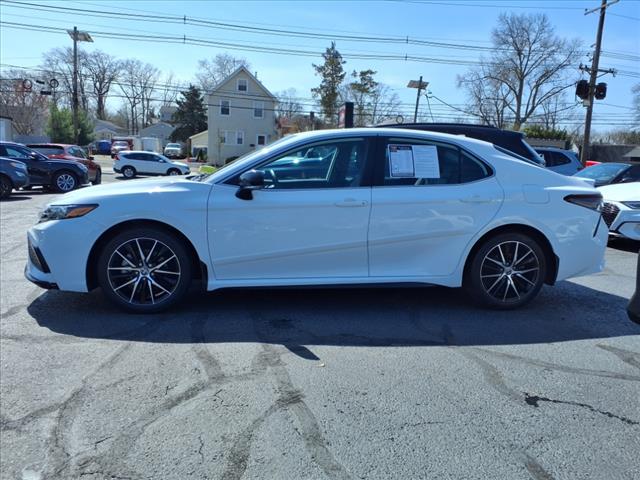 2023 Toyota Camry SE