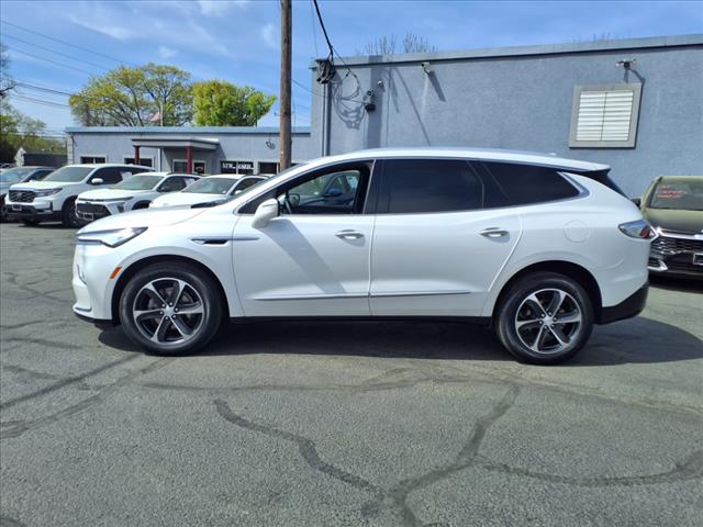 2022 Buick Enclave Essence