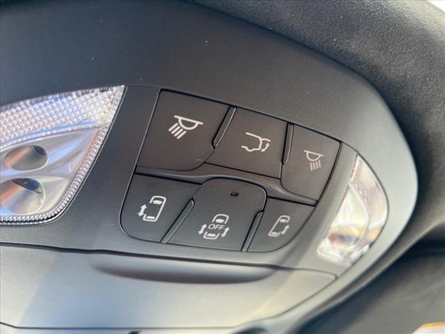 2025 Chrysler Pacifica Plug-In Hybrid Pinnacle
