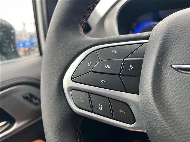 2025 Chrysler Pacifica Pinnacle