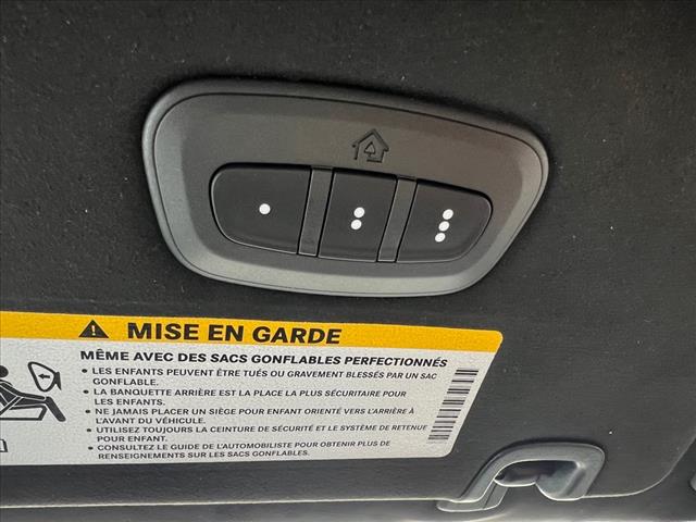 2025 Chrysler Pacifica Pinnacle