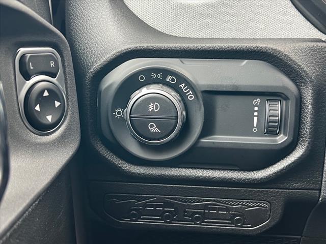 2025 Jeep Gladiator Sport S