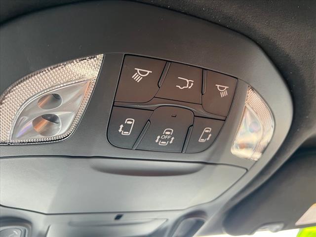 2025 Chrysler Pacifica Pinnacle