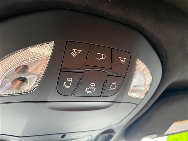 2025 Chrysler Pacifica Pinnacle