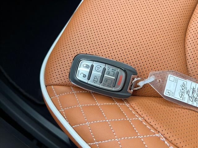 2025 Chrysler Pacifica Pinnacle